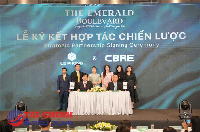 Lê Phong Group ký kết hợp tác chiến lược phát triển dự án The Emerald Boulevard
