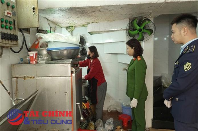 Qua vụ việc giò chả ‘Yến Hiền’ sử dụng hóa chất gây hại, nhiều lỗ hổng cần phải bịt?