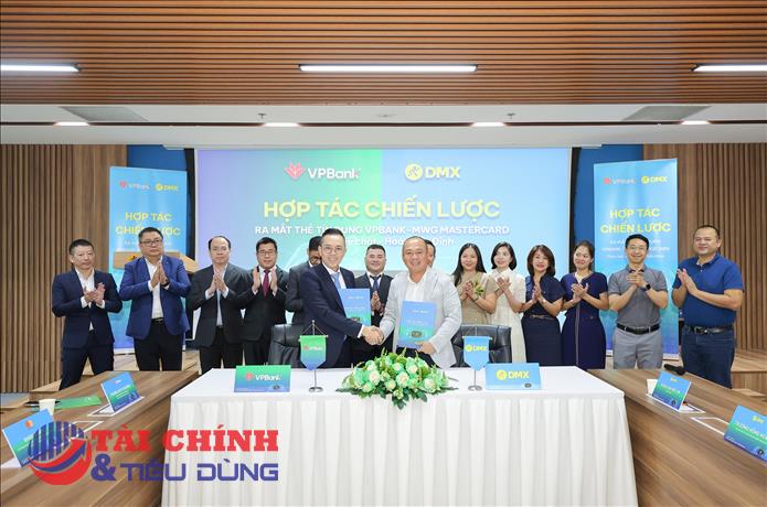 VPBank và Công ty Cổ phần Đầu tư Điện Máy Xanh (DMX) ra mắt thẻ tín dụng VPBank MWG Mastercard