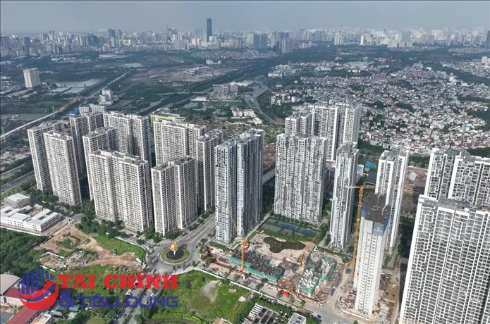 Bất động sản lệch nhịp cung cầu, tồn kho phình to giữa cơn sốt giá