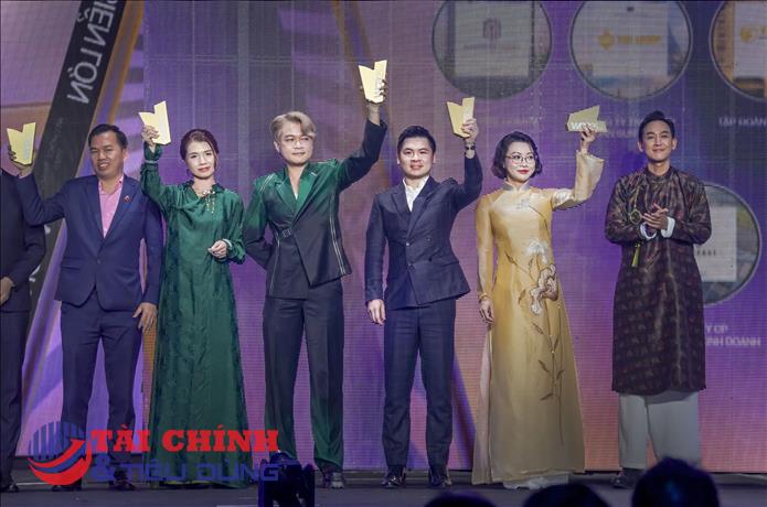 Tập đoàn T&T Group được vinh danh doanh nghiệp “Vươn mình ra biển lớn” tại WeChoice Awards 2025