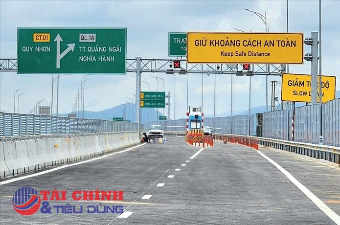 Từ 1/3, thu phí 5 tuyến cao tốc Bắc - Nam do vốn Nhà nước đầu tư