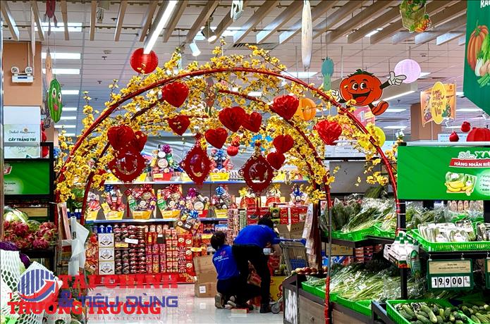 Hàng Việt áp đảo thị trường mua sắm Tết tại TP.HCM