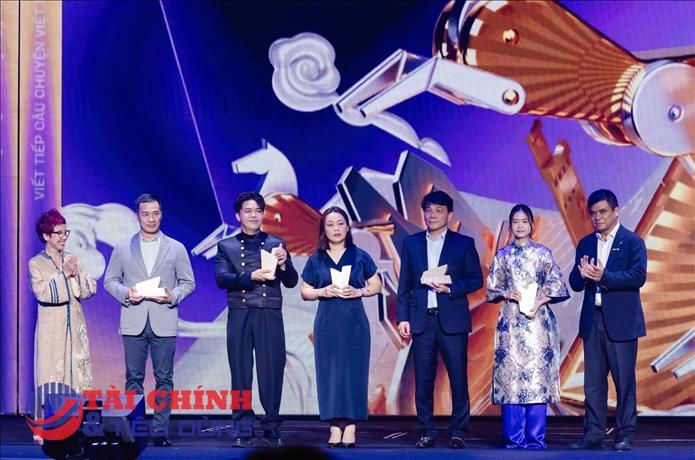 Ngân hàng Hạnh Phúc của SHB được vinh danh Dự án CSR truyền cảm hứng tại WeChoice Awards