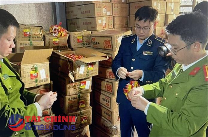 Siết chặt chống buôn lậu dịp Tết, xử lý hàng nghìn vụ vi phạm