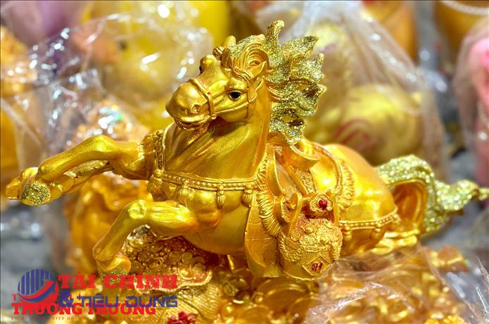 Heo đất “hút khách” ngày vía Thần Tài