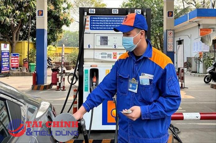  Giữ ổn định thị trường xăng dầu trong nước trước biến động toàn cầu