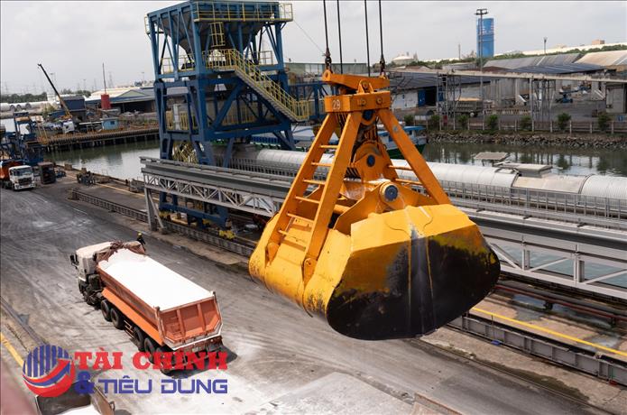 Trung Quốc siết xuất khẩu phân bón, kích hoạt kho dự trữ chiến lược