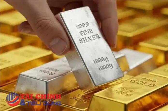 Giá kim loại hôm nay 22/3: Vàng “lao dốc”, bạc giảm mạnh, thép giằng co