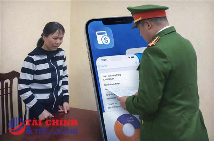 App vay tiền bủa vây, người dân sa bẫy tín dụng đen