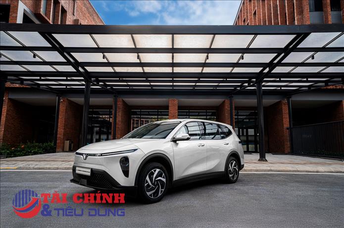 VinFast Limo Green: Giải pháp “chạy là có lãi” của tài xế dịch vụ, hoàn vốn nhanh nhờ chi phí siêu thấp