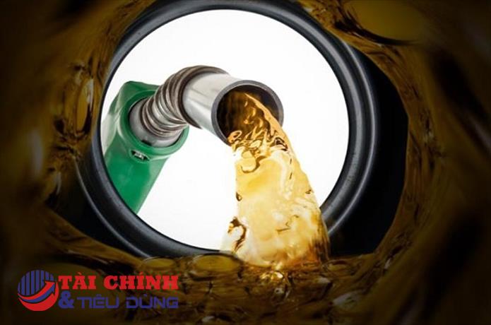 Đề xuất giảm thuế bảo vệ môi trường với dầu hoả