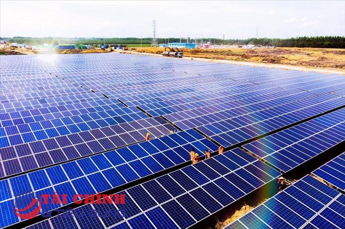 Helios bị phạt vì vi phạm công bố thông tin, lộ áp lực trái phiếu nghìn tỷ