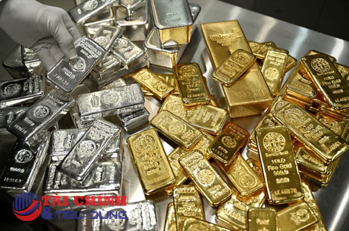 Giá kim loại hôm nay 31/3: Vàng tăng mạnh, bạc phục hồi, thép và quặng sắt điều chỉnh nhẹ