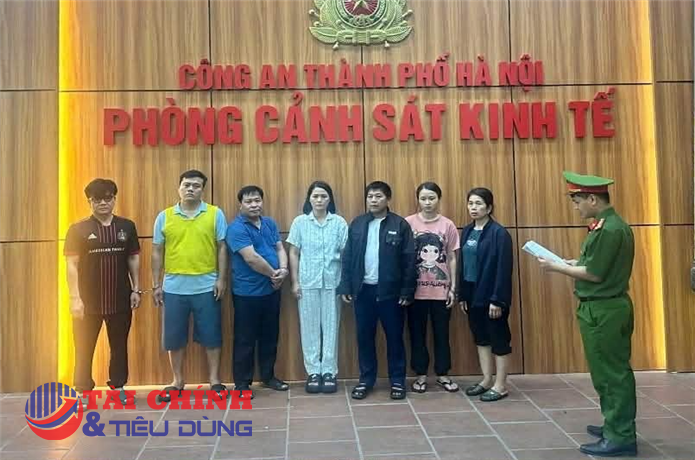 Từ lò mổ lợn dịch đến bữa ăn học sinh, hành trình “đi vòng” qua gói thầu tiền tỷ