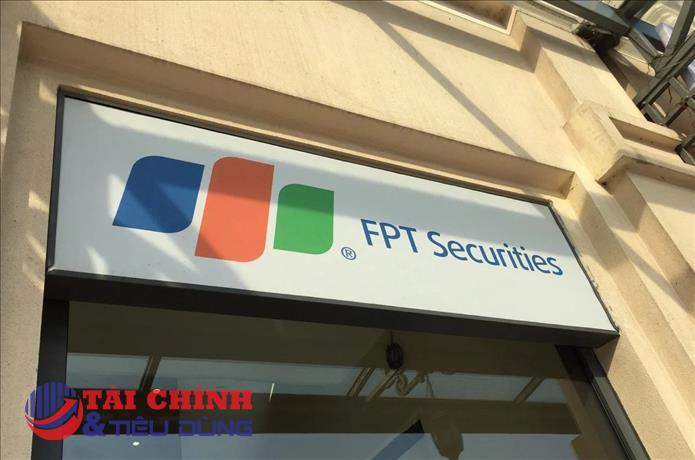 FPTS thay Chủ tịch và Tổng Giám đốc sau ĐHĐCĐ, kế hoạch 2026 lùi so với năm trước