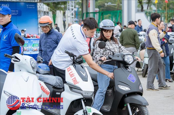 Xe máy điện Vinfast lập kỷ lục doanh số chưa từng có