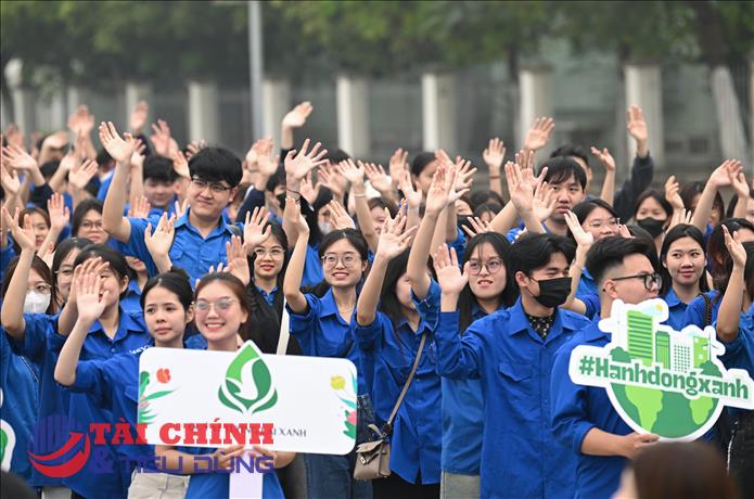 Hàng nghìn người hưởng ứng “Hành động Xanh - Chọn tương lai Xanh”