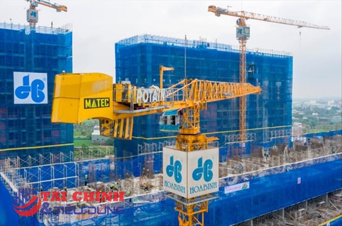 Hòa Bình (HBC) lợi nhuận giảm gần 74%, kiểm toán nêu ý kiến ngoại trừ về doanh thu và công nợ