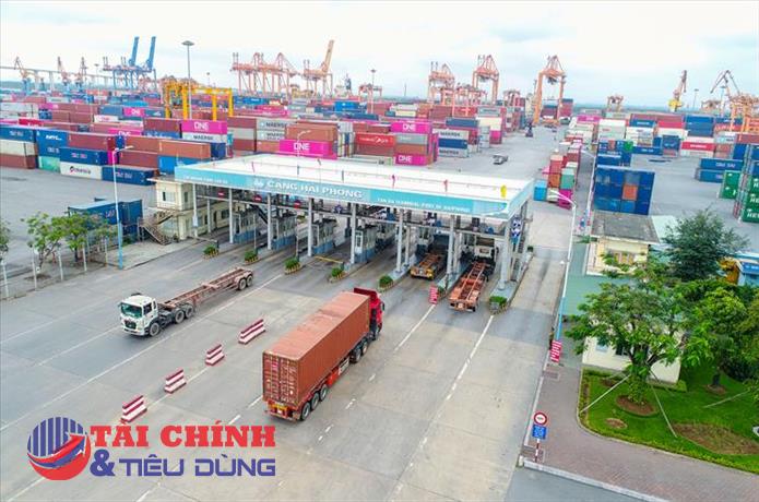 Cảng Hải Phòng (PHP) đặt mục tiêu lợi nhuận 2026 tăng 21%, hướng tới kỷ lục mới