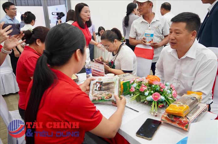 Central Retail Việt Nam kết nối giao thương với 28 Doanh nghiệp, Hợp tác xã thành phố Đà Nẵng và các tỉnh, thành