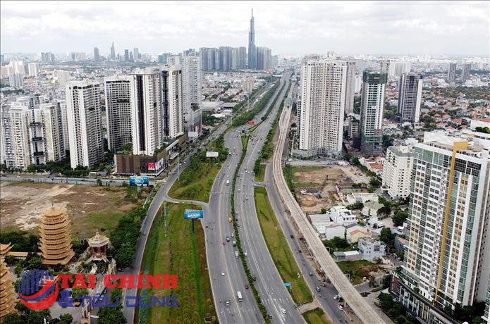 Bất động sản TP.HCM phục hồi mạnh, nguồn cung tăng gần gấp đôi sau sáp nhập