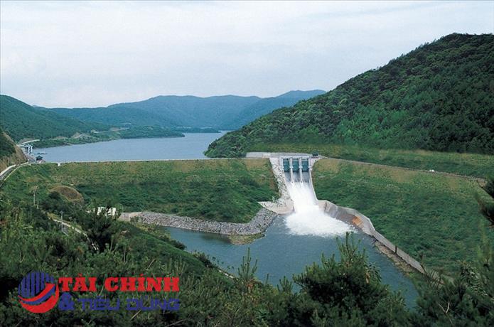 Đại Trường Thành Holdings bị phạt vì chậm công bố thông tin