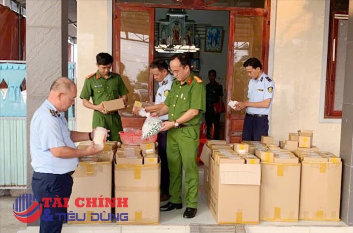 Cần Thơ: Triệt phá cơ sở sản xuất “kem trộn” bán rầm rộ trên TikTok, chốt hơn 500 đơn mỗi ngày