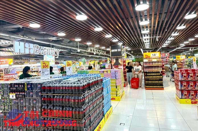 TP.HCM: Bán lẻ, du lịch đồng loạt giảm giá sâu dịp lễ 30/4 - 1/5