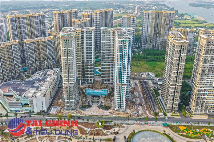 Tài chính doanh nghiệp cải thiện, nhưng lực cản thị trường bất động sản vẫn lớn