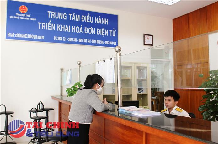 Nợ thuế 1 triệu đồng bị hoãn xuất cảnh và góc nhìn bất ngờ từ cơ quan thuế