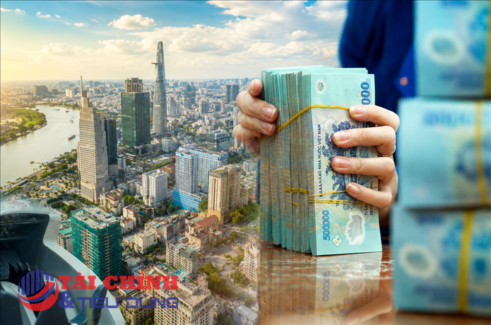 Lãi suất neo cao, dòng tiền vẫn đổ mạnh vào bất động sản