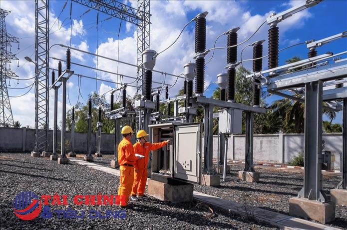 Tiêu thụ điện tại TP HCM liên tiếp lập đỉnh mới giữa cao điểm nắng nóng