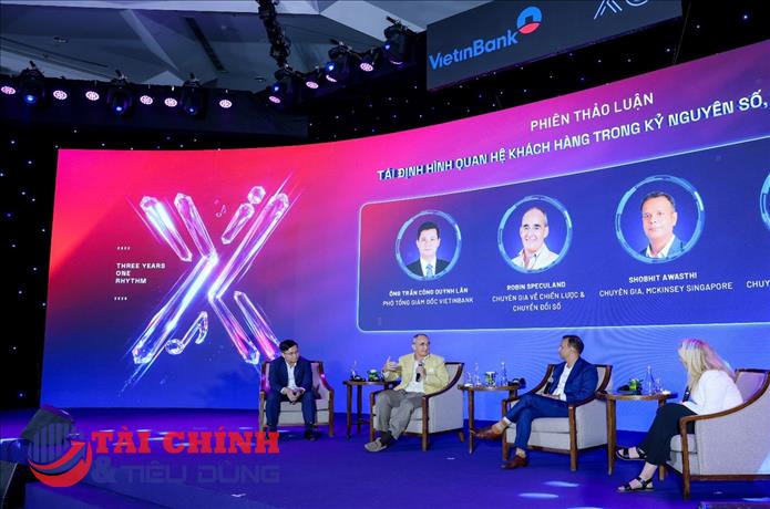 Tái định nghĩa lợi thế cạnh tranh ngân hàng trong kỷ nguyên AI và dữ liệu 