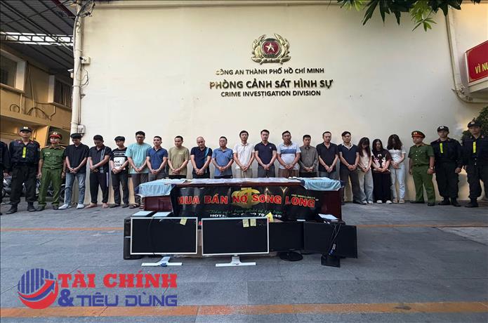 Bắt Giám đốc và 16 nhân viên Công ty mua bán nợ Song Long