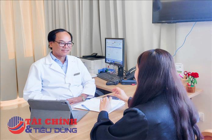 Chuyên gia sản khoa hơn 30 năm đồng hành cùng mẹ và bé