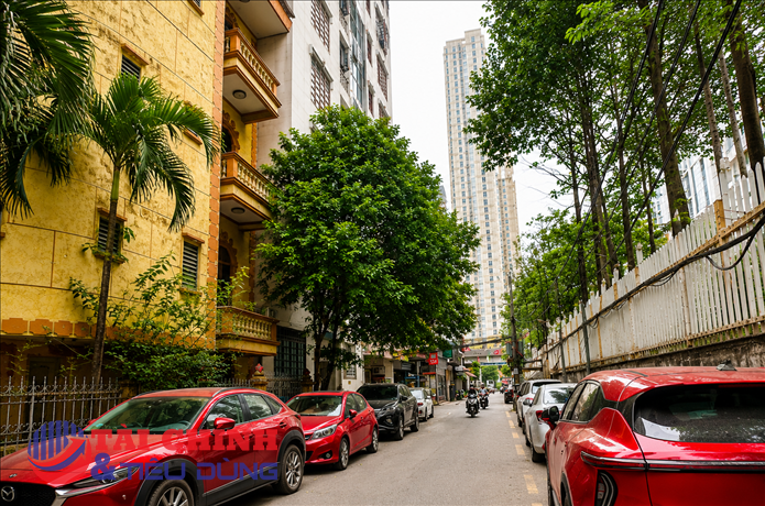 Nhà trong ngõ triệu đô giữa cơn khát người mua