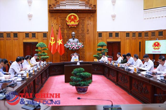Xác định danh mục các sản phẩm, dịch vụ tài chính của Trung tâm tài chính quốc tế