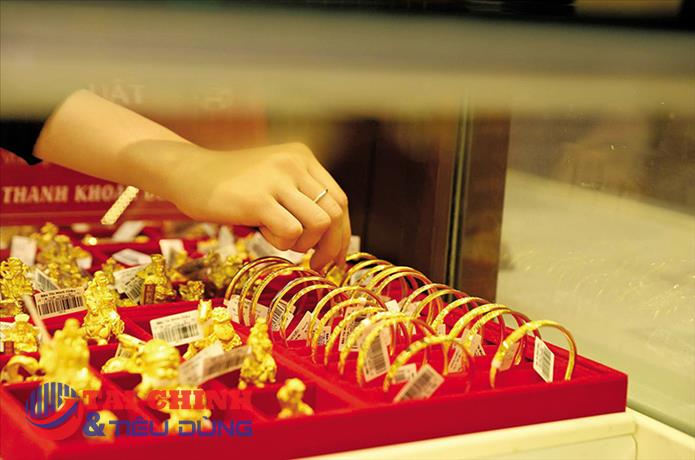 Sau cơn sốt vàng, vì sao vàng trang sức hút khách?
