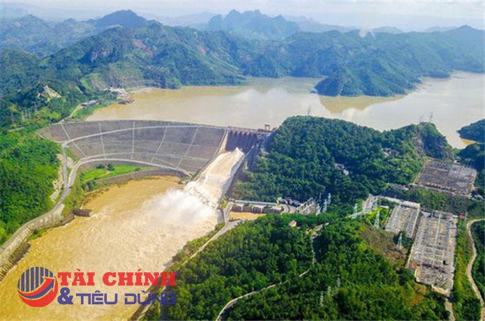 Thủy điện Thác Mơ (TMP) đặt kế hoạch lợi nhuận giảm 18%, tiếp tục đầu tư điện mặt trời