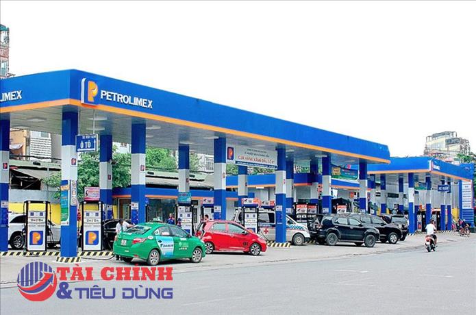 Petrolimex (PLX) dòng tiền kinh doanh âm 4.000 tỷ đồng, bán sạch cổ phiếu quỹ