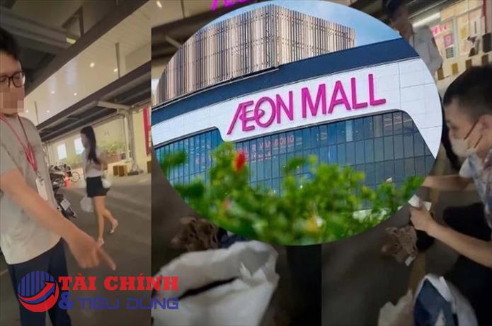 Công an làm việc với 2 người khám xét khách hàng ở AEON Mall Long Biên