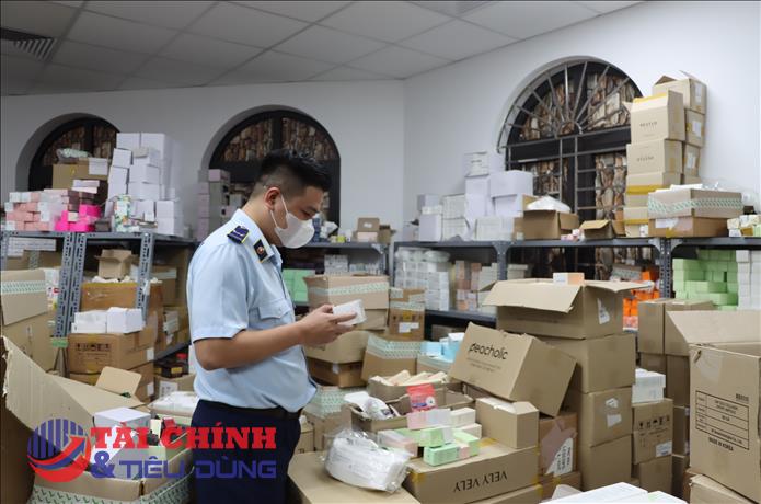 Siết chặt hoạt động sản xuất, kinh doanh, quảng cáo thực phẩm