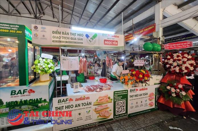 TP.HCM thí điểm bán thịt heo qua sàn giao dịch tại chợ truyền thống