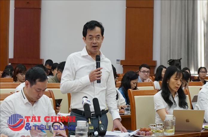 Bộ Tài chính nghiên cứu điều chỉnh chính sách thuế để thúc đẩy sử dụng xăng E10