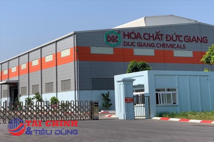 Cổ phiếu Hóa chất Đức Giang (DGC) bị đưa vào diện cảnh báo