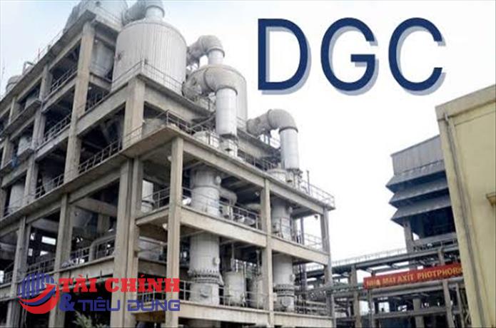 Hóa chất Đức Giang lên lộ trình gỡ cảnh báo cho cổ phiếu DGC