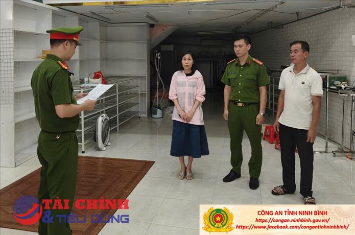 Khởi tố chủ shop livestream bán hàng giả mạo nhãn hiệu