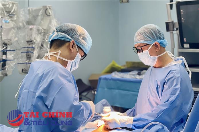 TP.HCM: Xử phạt hàng loạt phòng khám, cơ sở thẩm mỹ vi phạm quy định khám chữa bệnh
