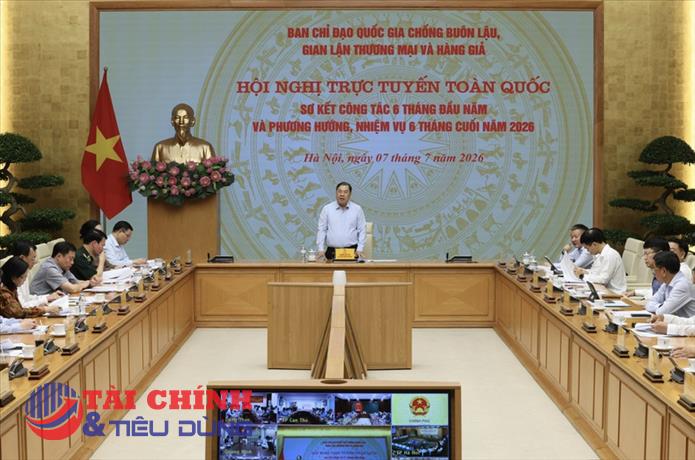 Chống buôn lậu, hàng giả và xâm phạm sở hữu trí tuệ là nhiệm vụ thường xuyên